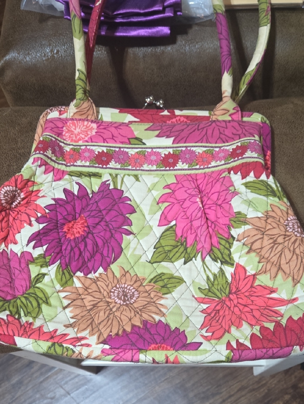 Vera Bradley kiss lock bag